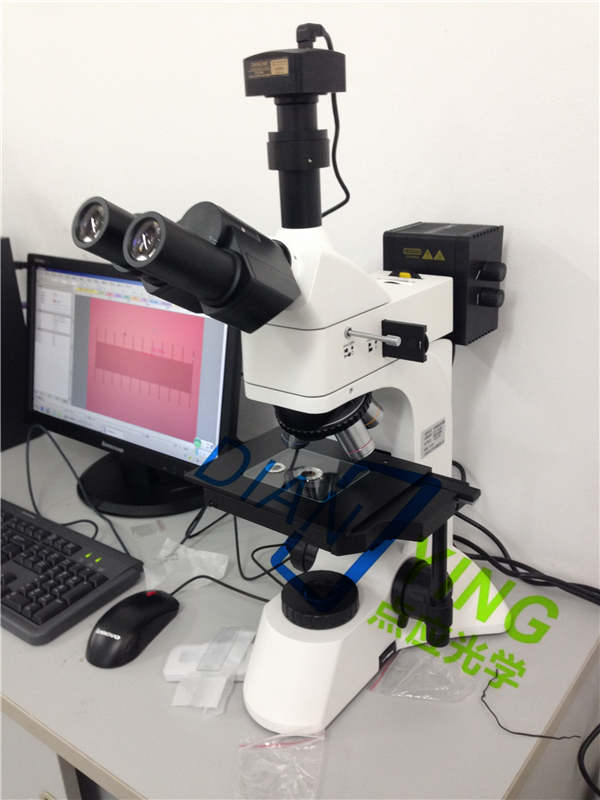 上海电力学院金相显微镜安装交付使用。